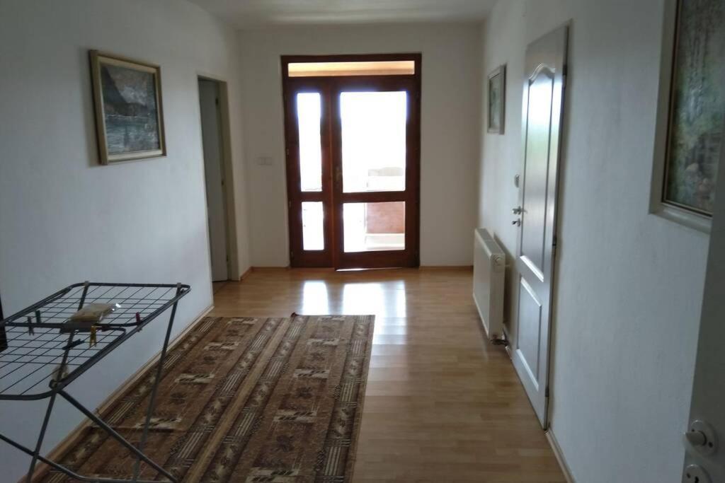 Hannah - Relax Dom Pod Orechom I4 Travnica Bagian luar foto