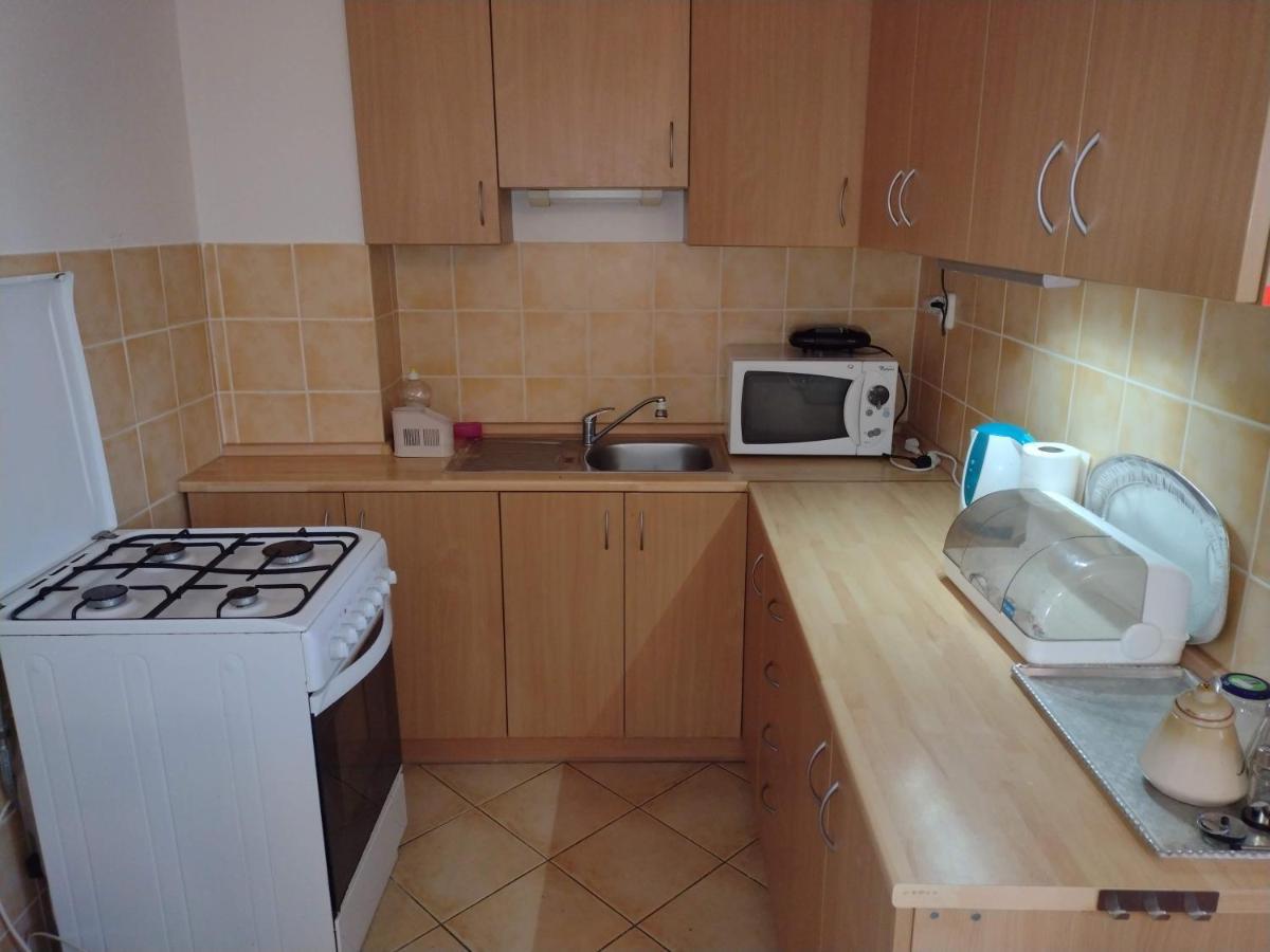 Hannah - Relax Dom Pod Orechom I4 Travnica Bagian luar foto